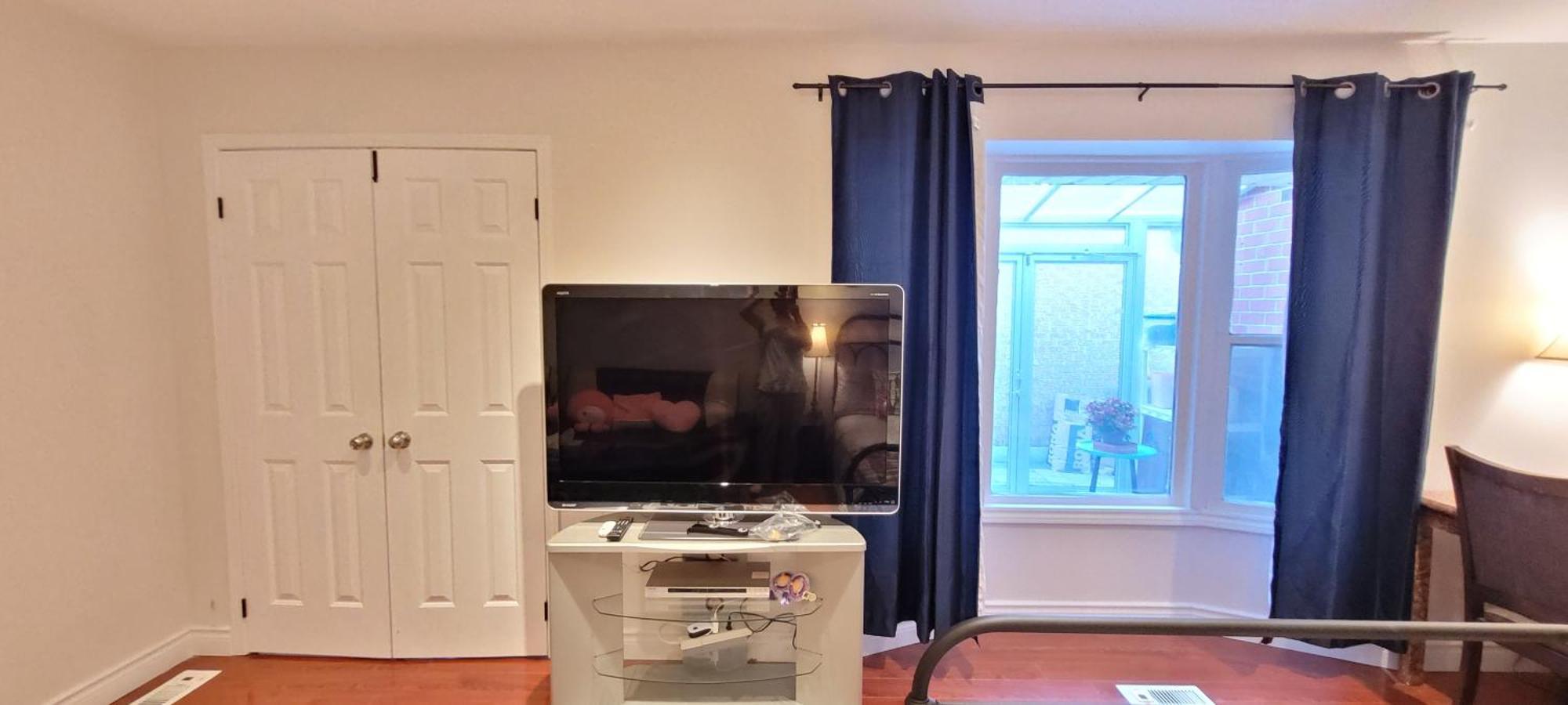 Mainfloor Spacious Room In Toronto Extérieur photo